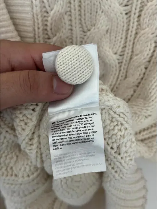 H&M Cream Chunky Cable Knit Button Up Cardigan Sweater - Picture 4 of 7